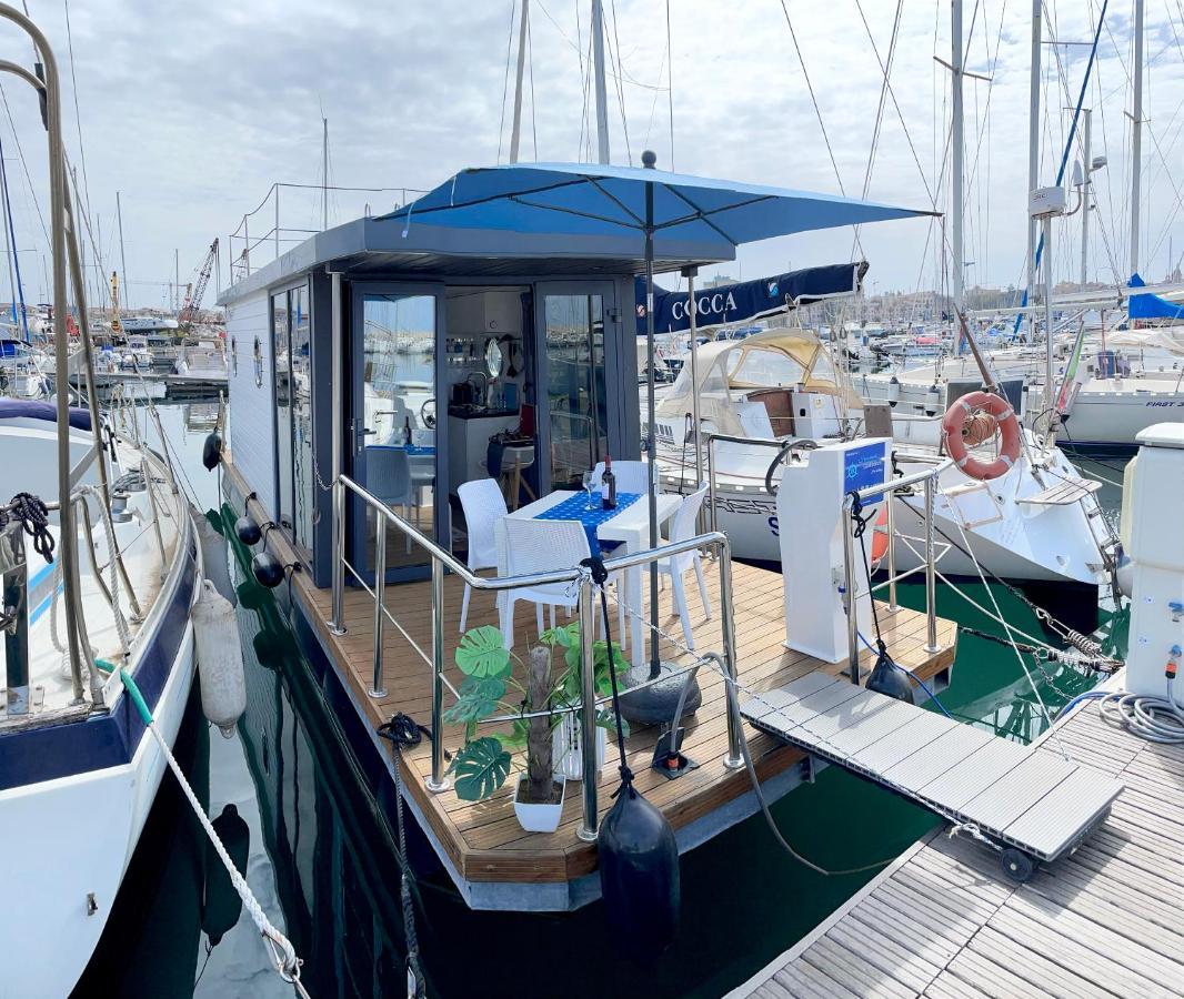 Houseboat Seabreeze Hotel Алгеро Екстериор снимка
