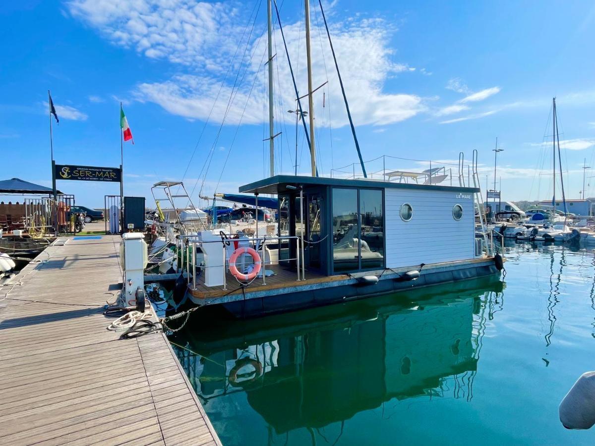 Houseboat Seabreeze Hotel Алгеро Екстериор снимка