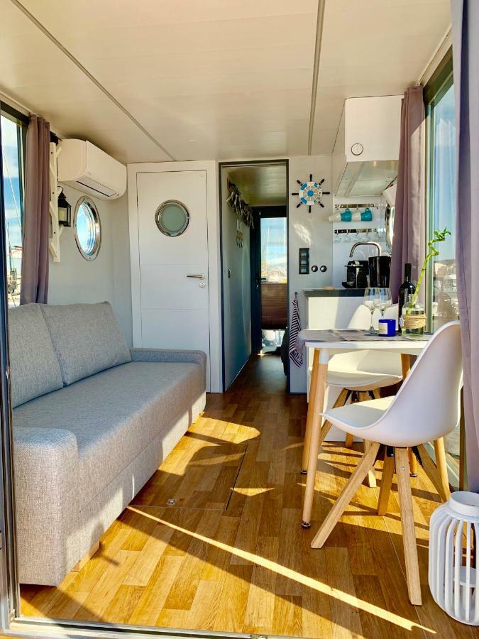 Houseboat Seabreeze Hotel Алгеро Екстериор снимка